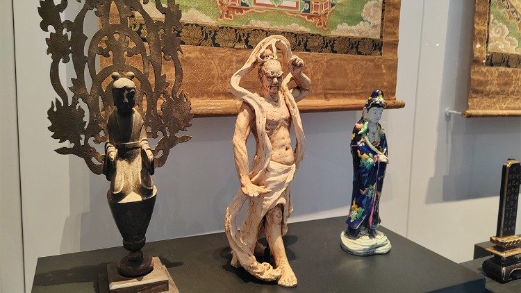 2025.11.03 ANIMA MUNDI MV - Asia