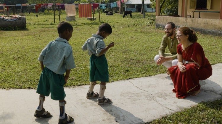 Le père Laurent Bissara consacre sa vie aux enfants et familles vulnérables de Howrah, près de Calcutta.
