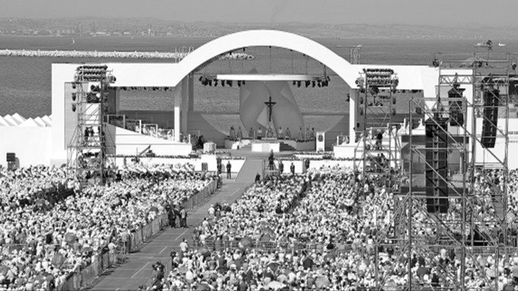 Messa presieduta da Benedetto XVI nel Cantiere Navale di Ancona (11 settembre 2011).