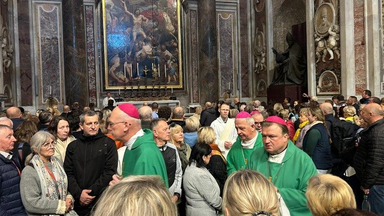 Dzisiejszą Eucharystię koncelebrowało kilku biskupów