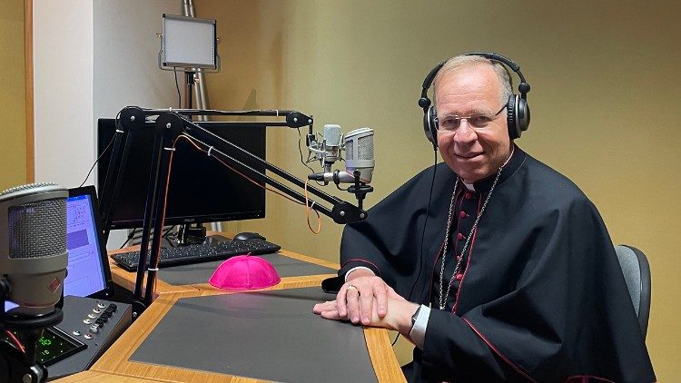 Monsignor Gintaras Grušas, arcivescovo di Vilnius e presidente del Ccee