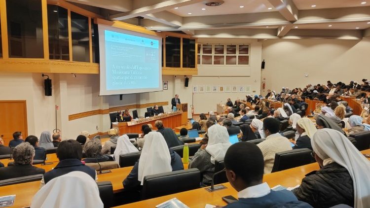 Os trabalhos da conferência na Universidade Urbaniana