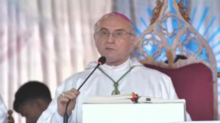 Mgr Leopoldo Girelli, nonce en Inde, lors de la célébration.