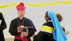 Apostolic Nuncio to Zambia officiates at the graduation ceremony