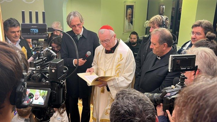 Der Kardinalstaatssekretär lud in seinem kurzen Kommentar zum Evangelium dazu ein, sich den barmherzigen Stil von Johannes Paul I. zu eigen zu machen.