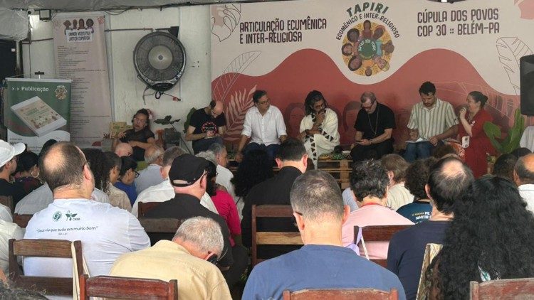 Debate justiça climática, democracia e direito à vida.