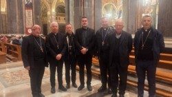 Ipeshkvijtë e Konferencës Ipeshkvore të Kishës katolike të Shqipërisë, kryeipeshkvi Tivarit dhe ipeshkvi Kosovës, së bashku, nga data 10 deri më 14 nëntor, me rastin e Vitit të Shenjtë të Shpresës.