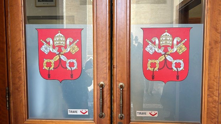 La porta d'uscita dell'Ambulatorio. 