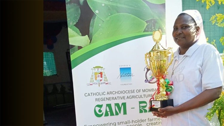 Trofeo consegnato all'Esposizione Agricola per il grande lavoro svolto