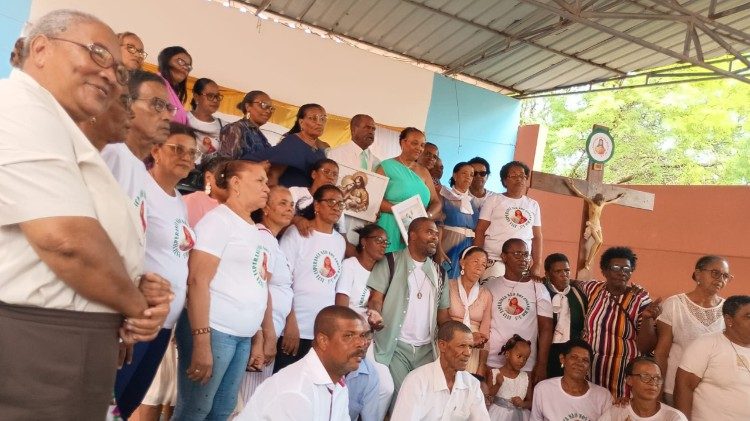 Participantes na Assembleia