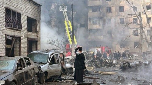 Ucraina, il vescovo di Ternopil: città bombardata, chiediamo preghiere per noi tutti
