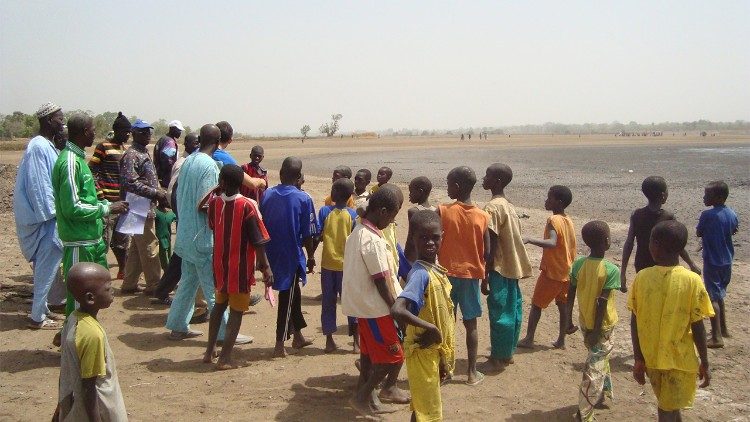 Niños en las zonas rurales del sur de Senegal (©Balou Salo)
