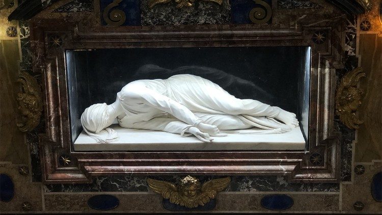 Rzeźba św. Cecylii w bazylice pod jej wezwaniem na Zatybrzu