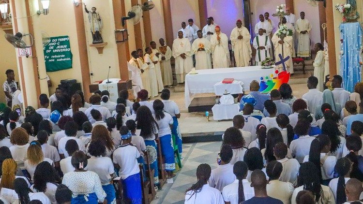 Sé Catedral recebeu os jovens e acólitos em peregrinação, para a celebração da Missa