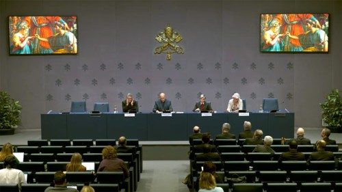 2025.11.25 Conferenza stampa presentazione della Nota sulla monogamia