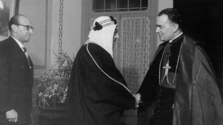 La Festa del Papa, Beirut 1948. Il ricevimento alla nunziatura. Il rappresentante dell'Arabia Saudita