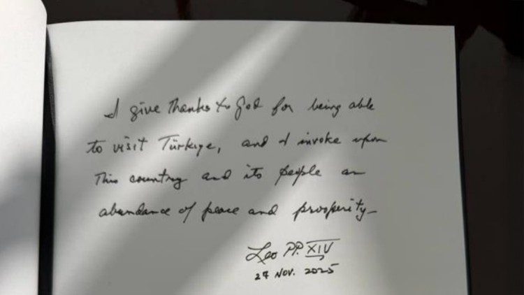 Запіс Папы ў кнізе ганаровых гасцей