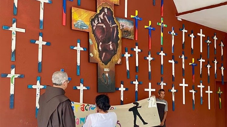 La cappella della casa-rifugio. Fonte: La 72, Hogar-Refugio para Personas Migrantes