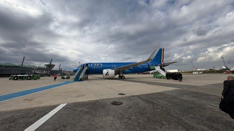 L'aeromobile su cui viaggia Papa Leone XIV