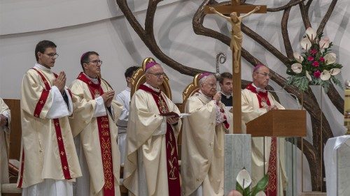 Verny: nella lotta contro gli abusi la Chiesa deve camminare con le vittime