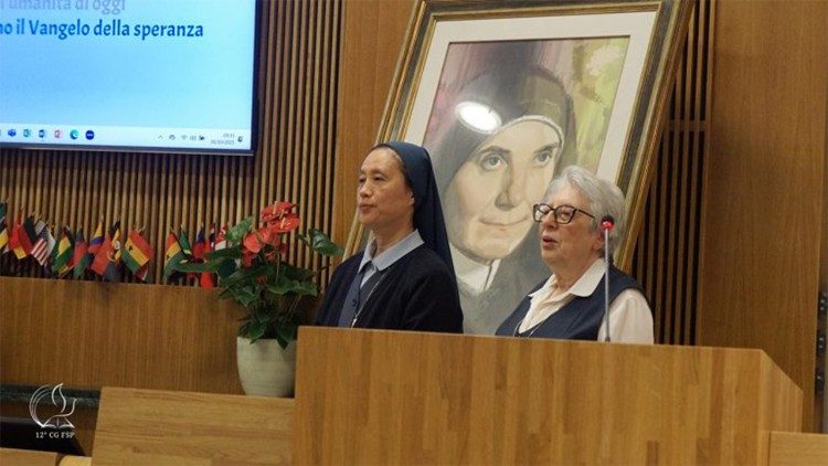 Irmã Mari durante o Capítulo