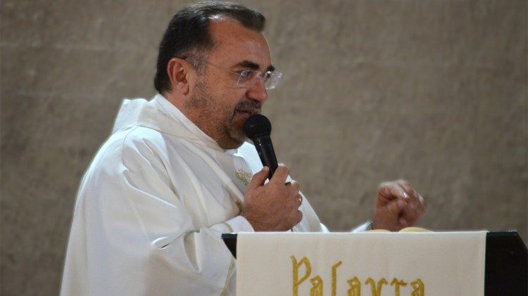 Reitor, Pe. Valdir Cândido