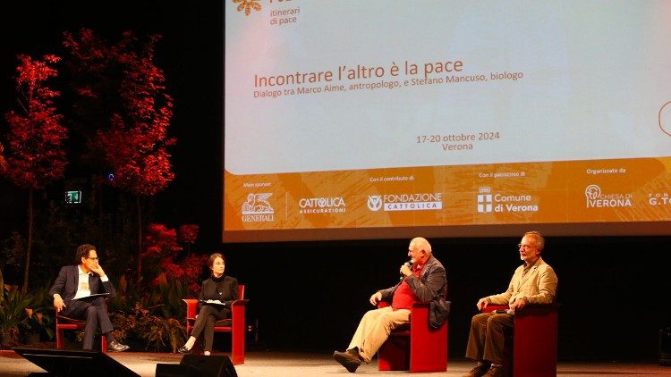 Un momento della rassegna "Poeti sociali".