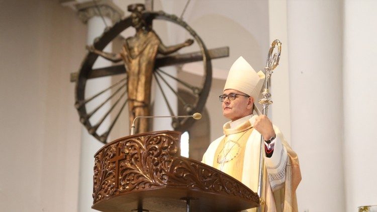 Swoją homilię abp Przybylski rozpoczął od słów: „Franciszku, odbuduj mój Kościół!” (Roman Koszowski / Foto Gość)