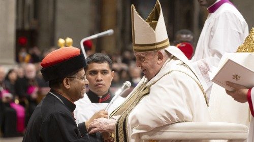 Il cardinale Koovakad con Papa Francesco 