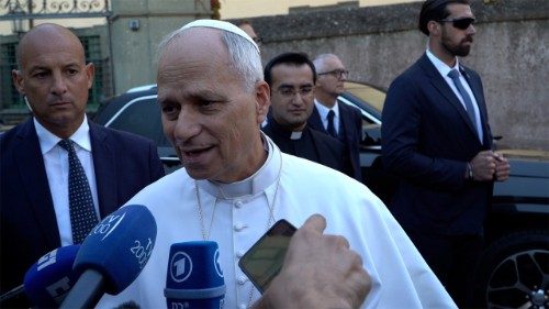 Leone XIV: två smärtsamma år sedan den 7 oktober. Minska hatet, återuppta dialogen