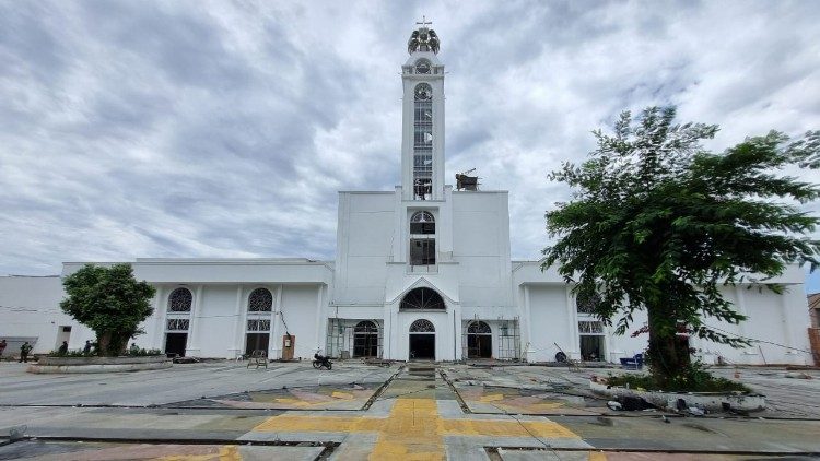 Catedral de Imperatriz: reinauguração e dedicação no dia 13 de outubro.