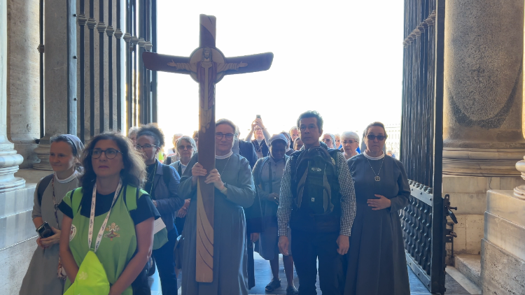 Przejście przez Drzwi Święte