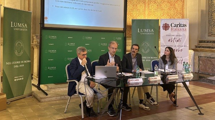 La presentazione del Rapporto Caritas a Roma, mercoledì 8 ottobre