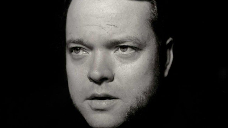 Un primo piano di Orson Welles