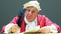 Paolo Bonacelli, "Il malato immaginario" di Molière, regia Marco Bernardi, Teatro Stabile di Bolzano, foto di Tommaso Le Pera