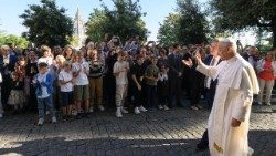 教皇レオ14世、教皇庁広報省関係者の集いで　2025年10月11日　バチカン市国