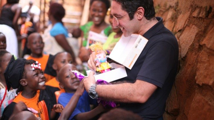 Yeshua sa venuje svojmu projektu pomoci sirotám v Afrike