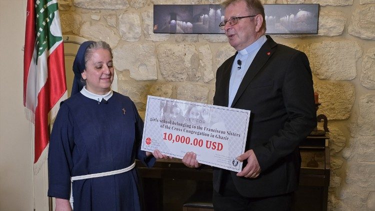 A solidariedade da Ajuda à Igreja que Sofre com os mosteiros de clausura na Polônia.