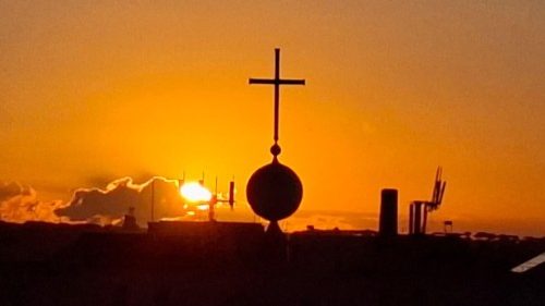 Badania: Religijne rozgłośnie w USA pełnią rolę ewangelizator&oacute;w