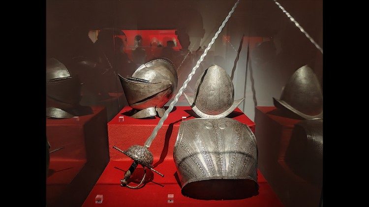 Le armature esposte in mostra