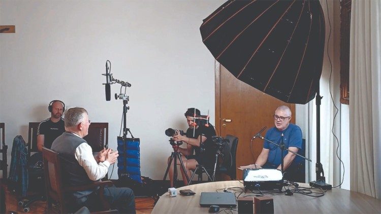 Dom Jaime entrevistado pelo cineasta argentino Esteban Cadoche