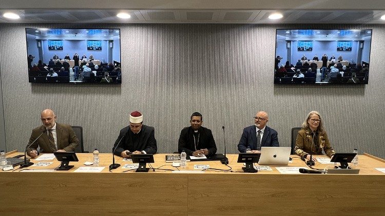 Ponentes en la presentación de “Portraits in Faith”