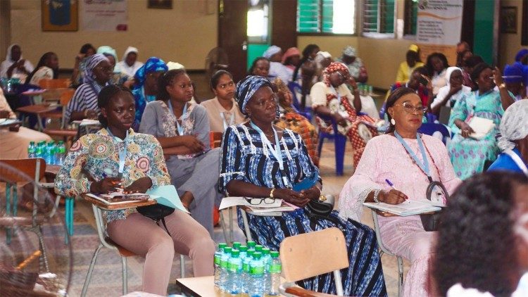 Lors d'une session de formation à "l'école de la synodalité à Dakar, Sénégal
