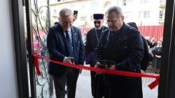 Inaugurato-il-Centro-Giovanile-Nostra-Signora-dellArmenia.jpg