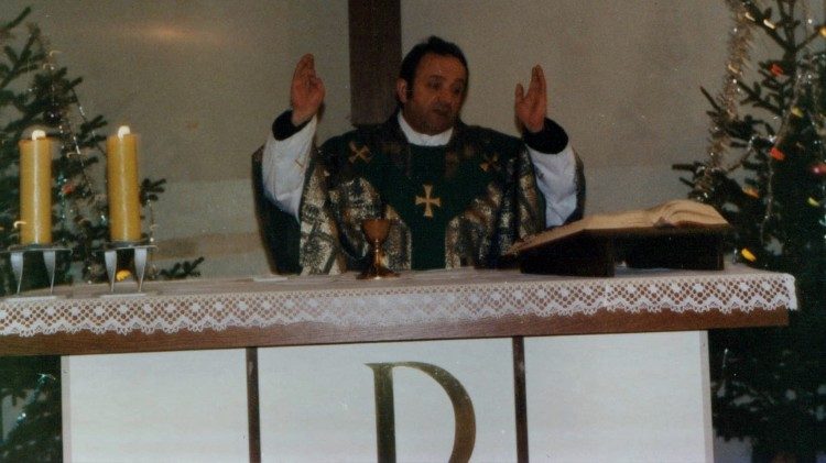 отец Мариан Гронджел