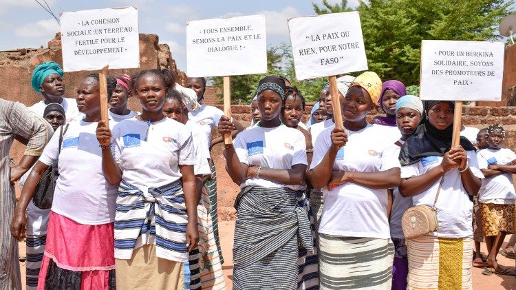Burkina Faso, una manifestazione per la pace