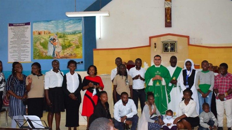 Picha ya pamoja ya jumuiya ya Viziwi