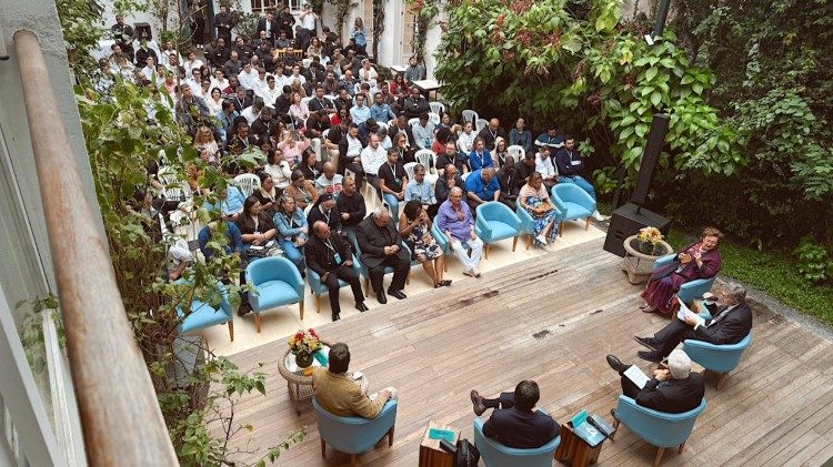 Un momento del Seminario de Comunicación en Río de Janeiro.