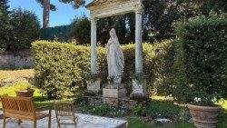"Zahrádka Panny Marie" v Borgo Laudato si'