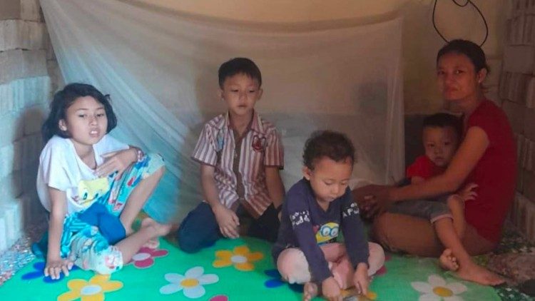 Deti v utečeneckom tábore